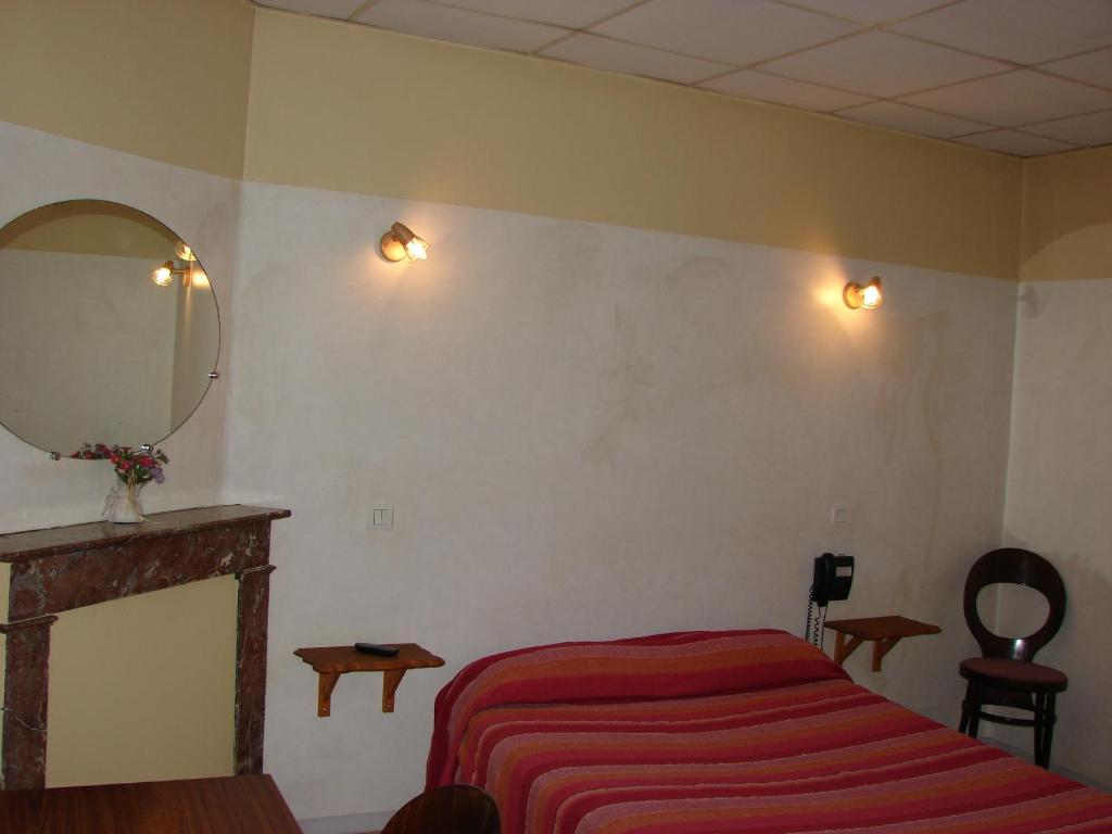 Hotel De Lyon Λιμόζ Δωμάτιο φωτογραφία